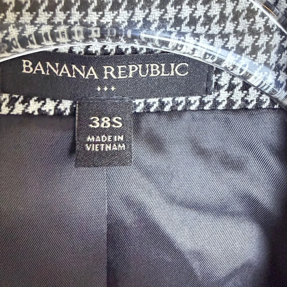 Banana Republic Mens 38S Tailored Fit Houndstooth Wool Blend Blazer Black White